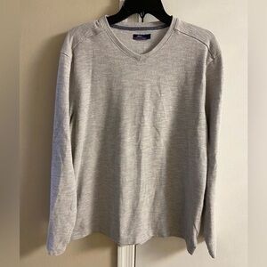 johnnie-O Light Gray V-Neck Sweatshirt Large